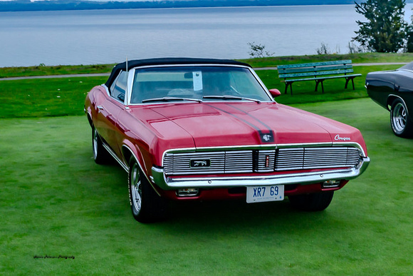 1969 Mercury Cougar XR7